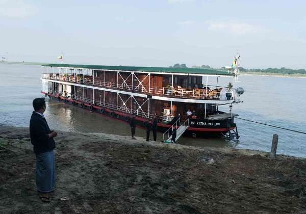 Ayeyarwaddy river trip